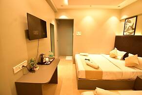 Dhanvantari Hotel