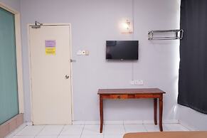 Hotel Sixty Nine