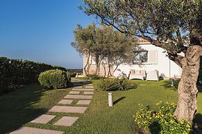 Villa Blue Sphere with Pool by Wonderful Italy