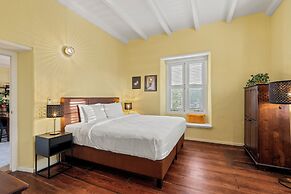 Drift Hotels