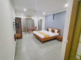Holidays Garden Resort