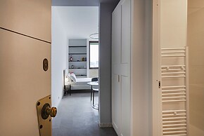 Chic Modern Lofts - B - BK