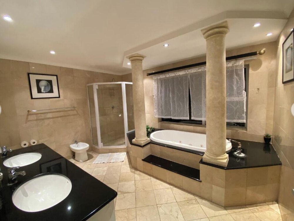 Imany Guesthouse