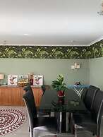 Imany Guesthouse