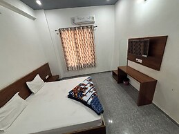 Hotel Ishwar Palace