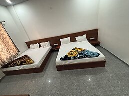 Hotel Ishwar Palace