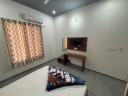 Hotel Ishwar Palace