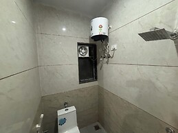 Hotel Ishwar Palace