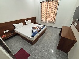 Hotel Ishwar Palace