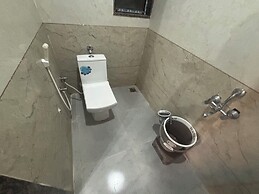 Hotel Ishwar Palace