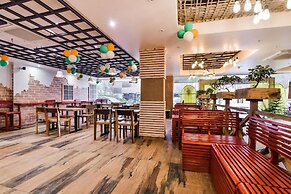 HOTEL YUGANTAR & BANQUETS
