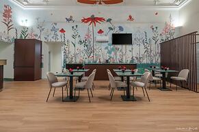 Hotel Adamas