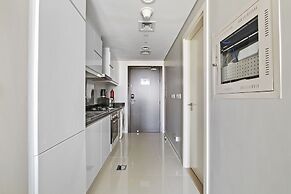 Artesia - 409 Studio