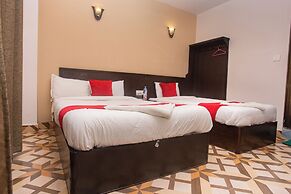 Hotel Aadarsha Inn