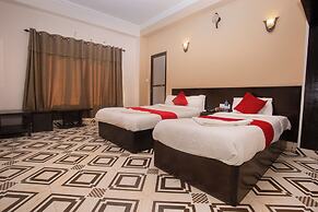 Hotel Aadarsha Inn