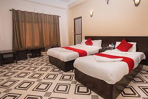 Hotel Aadarsha Inn