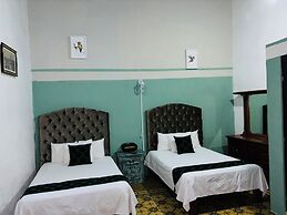 Thiagos Hotel