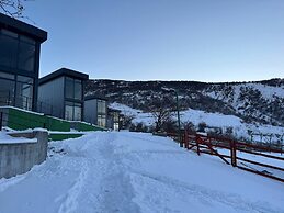 Chorvoq View