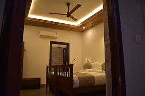 3 Acres Resort
