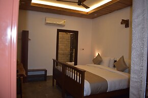 3 Acres Resort