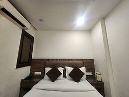 Hotel Merry Gold