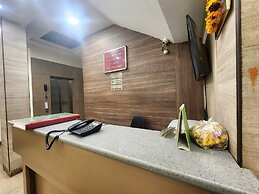 Hotel Merry Gold