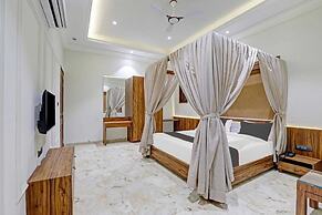 HOTEL RATNA VILAS PALACE