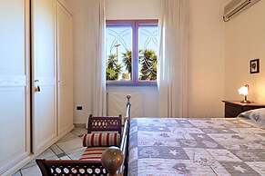Villa Velisia - Con Ampia Piscina E Campo Da Gioco Privato