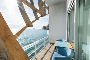 Ventus Harbor Hotel