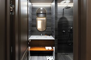METROPOL Club House