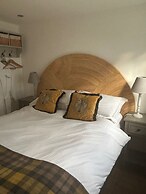 Cozy Chalet in Abergavenny