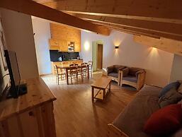 Awesome Apartment Near ski Slope