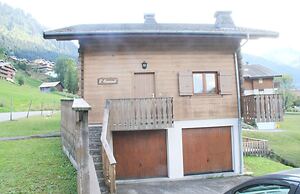 Chalet in La Bechigne With Valley Views