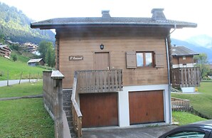 Chalet in La Bechigne With Valley Views