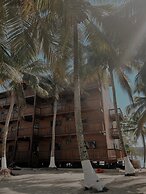 Oasis Paradise Hotel