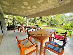 Muthu Nila Villas