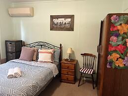 XYL guests house