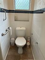 XYL guests house