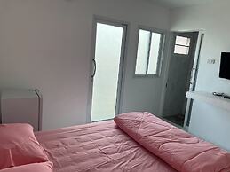Alisara Apartments