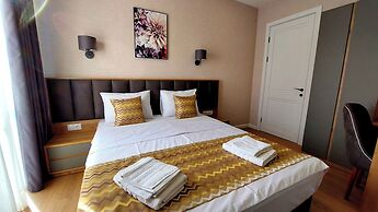 Falcon Boutique Hotel
