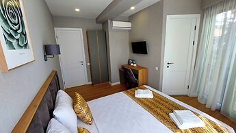 Falcon Boutique Hotel
