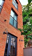 Falcon Boutique Hotel