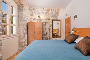 Captains guesthouse