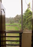 Happy Home - 10 Mins From Sangam River