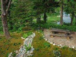 Yeti Cabin