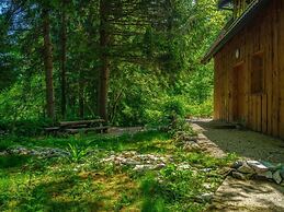 Yeti Cabin