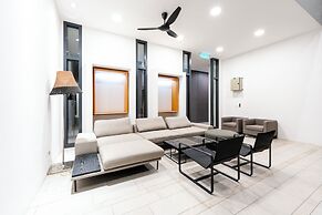 Harmony Luxury Suites At Lucentia BBCC