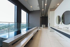 Harmony Luxury Suites At Lucentia BBCC