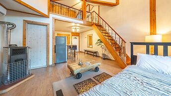 Hongcheon Fiction House Pension