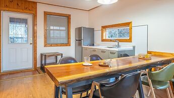 Hongcheon Fiction House Pension